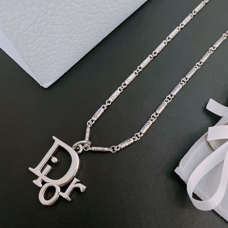 chr1st1an D10r necklaces